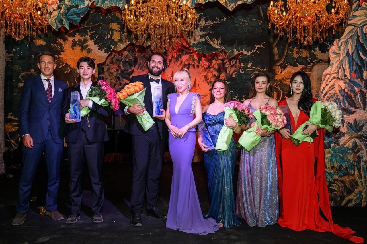 Singers gathered onstage at the Sumi Jo International Singing Competition
